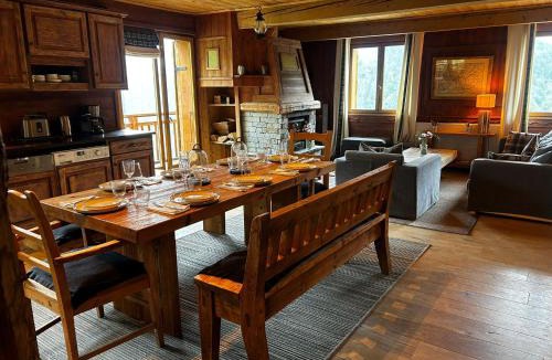 Les Varcins Ski Chalet | Sycamore Alpine Retreat - 5 mins from the slopes