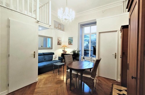 Aix-les-Bains City Center Apartment | T1 Bis Centre Aix-les-Bains, 2 pers, Animaux admis - FR-1-555-44