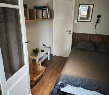 Aurillac Apartment | T1 Calme - Séjour Pro & Détente - Netflix & Canal - Wifi