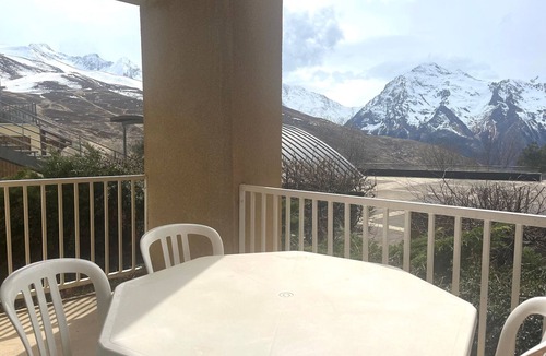 Peyragudes Apartment | T2 apartment with balcony, 400m from slopes, free shuttle, Spassio access, pets allowed