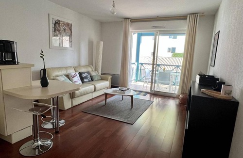 Cambo-les-Bains Apartment | T2 confortable à Cambo avec piscine et parking - FR-1-495-82