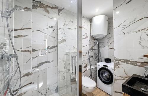 Bellegarde-sur-Valserine Apartment | T2 cosy - Balcon - Gare - Centre - WiFi - Smart TV