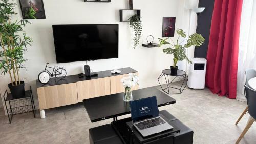 Haut du Mont-Mesly Apartment | T2 Cosy La-Haut à Créteil Netflix & WiFi Fibre