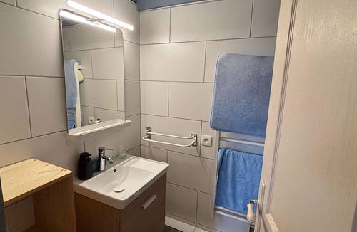Bareges Apartment | T2 mezzanine with WIFI, sleeps 6, near Barèges center