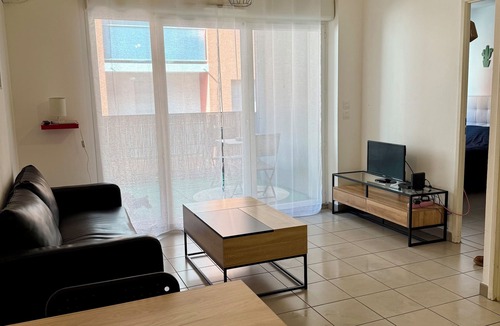 La Gare Apartment | T2 near station and city center, fully equipped, wifi and air conditioning, 40 m2
