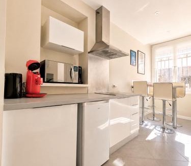 Latour-Bas-Elne Apartment | T2 rénové Wifi - 6 min des plages