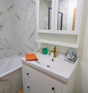 Dax Apartment | T3 61m2, Hypercentre, vue Fontaine Chaude, bureau