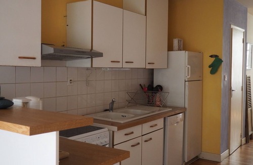 Aurillac Apartment | T3 apartment in historic center, on river bank.