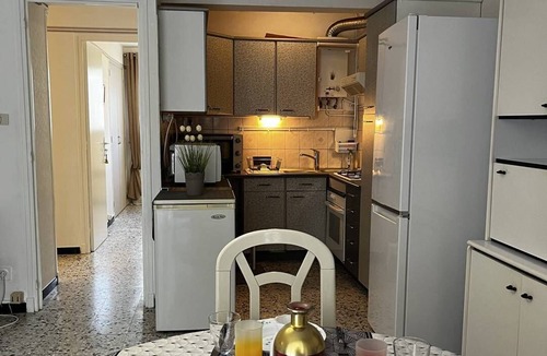 Le Chateau Apartment | T3 apartment near the center and 50 m from the beach - 6SYRA10