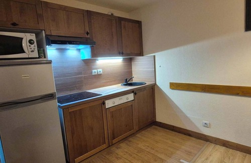 Saint-Lary-Soulan Apartment | T3 in residence 6 pers SWIMMING POOL SAUNA HAMMAM 2 CHBS, 1 MOUNTAIN COIN, TERRACE