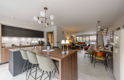 Talloires-Montmin Apartment | TALLOIRES- L'Elegant★, luxueux apt, 600m du lac