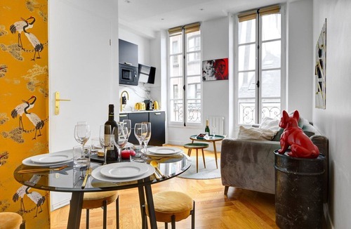 3rd Arrondissement Apartment | TBS 77- Bright and refined space Quartier Marais