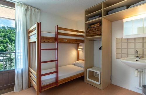 Guillaumes Apartment | Terrace, parking, tv, 51m², Valberg / Beuil