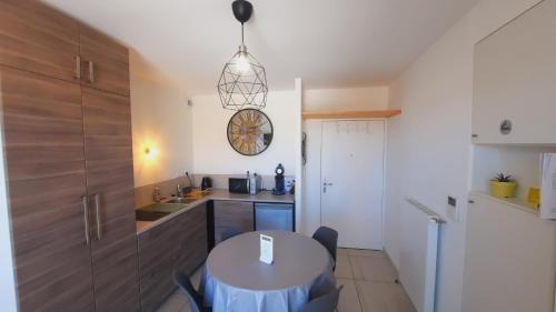 Villette Gare Apartment | Terrasse de la gare