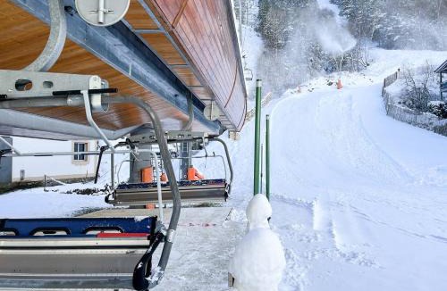 Arinsal Apartment | Terraza con Increibles Vistas Para 6 adultos y 2 extra niño - 3 habitaciones - 2 baños - ARINSAL - FREE PARKING l by BonesVacances