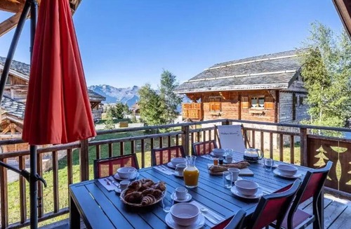 Bergers Ski Chalet | The Altiport Chalets - 7 Room Chalet 12 People