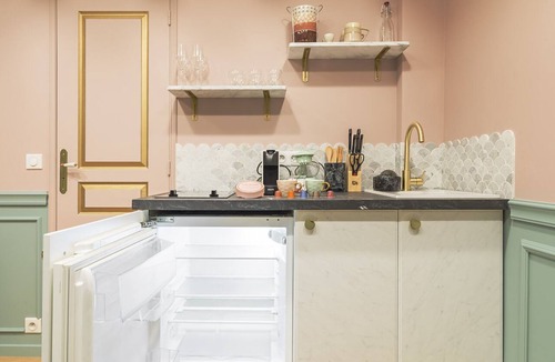 Saint-Germain-des-Pres Apartment | The Candy Saint-Germain