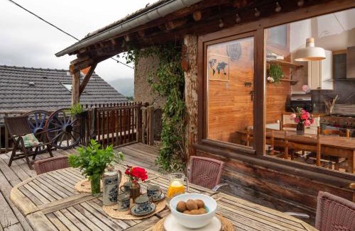 Ascou House | The Dragon Barn - Grenier