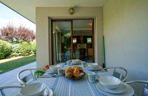 Saint-Jorioz House | The Maryalice , charming little house next to the beach!
