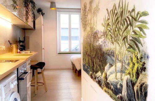 Quartier Chorier-Berriat Apartment | The Nicolas - Air Conditioned, Station, Business School, City Center - Recently Renovated