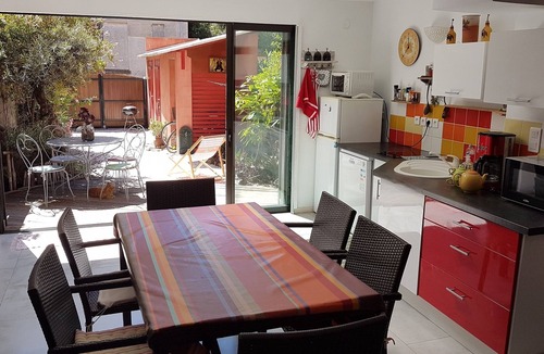 Torreilles House | THE RED HOUSE, close to the sea
