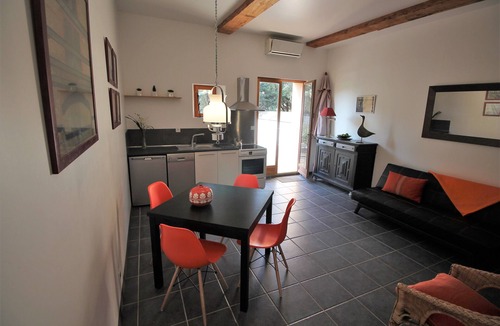 Thuir House | The Ribéral gîte at the Domaine de Montcalm