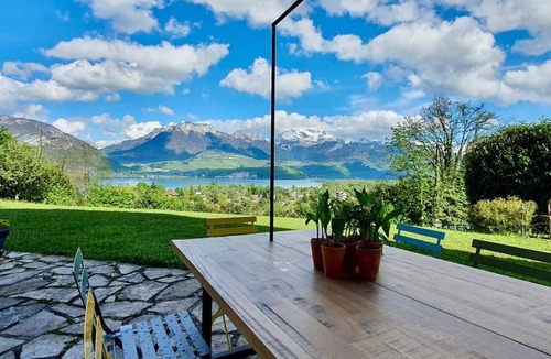 Sevrier Villa | This villa is a 5 bedroom(s), 1.5 bathrooms, located in Sévrier, Auvergne-Rhône-Alpes.
