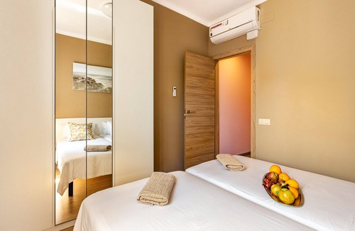 el Fort Pienc Apartment | Three Bedroom Apartment Sagrada Familia - S3