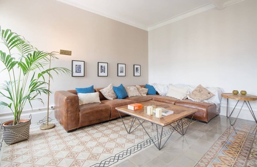 Sant Antoni Apartment | Three bedroom apartment Carrer Tamarit - You Stylish