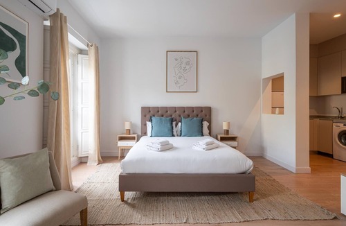 Embajadores Apartment | Tirso de Molina - Studio