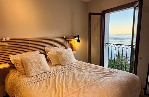 Old Town Villa | Top Location: Panoramic Villa with Pool Monaco Bay