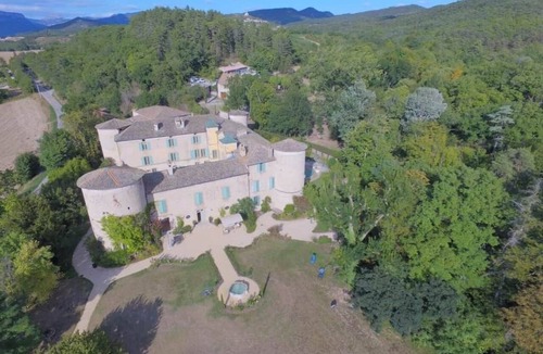 Montclar-sur-Gervanne House | Tour Est Vacation Rental at Château de Vachères.