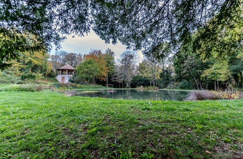 Montclar-sur-Gervanne House | Tour Est Vacation Rental at Château de Vachères.