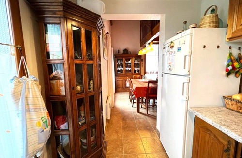 Sainte-Leocadie House | Townhouse 4 rooms Private Garden, Fireplace, Views & Wi-Fi