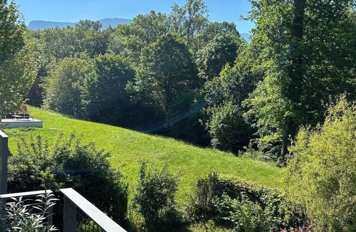 Gresy-sur-Aix Apartment | Très bel Appartement au Bord de la Forêt, Résidence Calme et Sécurisée
