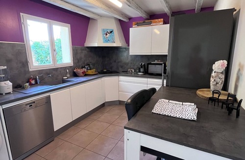 Mauguio Villa | Très Jolie Maison Familiale, Piscine Cosy, Havre de Paix à 10 mn des Plages