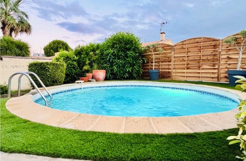 Mauguio Villa | Très Jolie Maison Familiale, Piscine Cosy, Havre de Paix à 10 mn des Plages