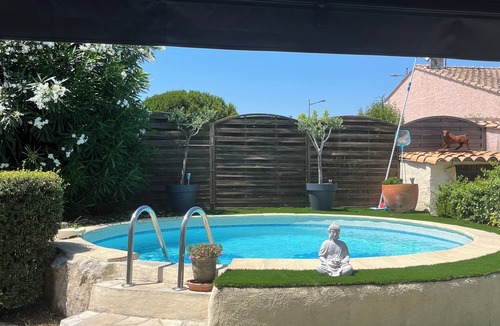Mauguio Villa | Très Jolie Maison Familiale, Piscine Cosy, Havre de Paix à 10 mn des Plages