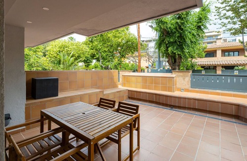 Vilassar de Mar Apartment | Tramuntana - Aparthotel with Swimming Pool