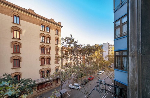 El Baix Guinardo Apartment | TRAV3-1 · 4h - Four Bedroom Apartment, Sleeps 6