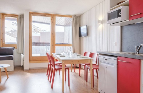 Reberty Apartment | travelski home select - Résidence Les Lys - Studio 3 personnes vue pistes B