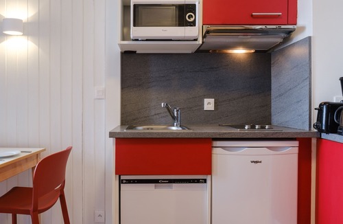 Reberty Apartment | travelski home select - Résidence Les Lys - 2 pièces 4/5 personnes vue pistes B