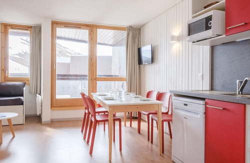 Reberty Apartment | travelski home select - Résidence Les Lys - 2 pièces 4/5 personnes vue pistes A
