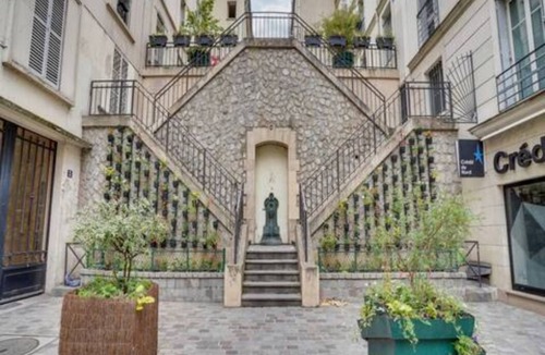 Jardin des plantes Apartment | Typical Parisian family apartment, Latin Quarter, to fully live the Olympics