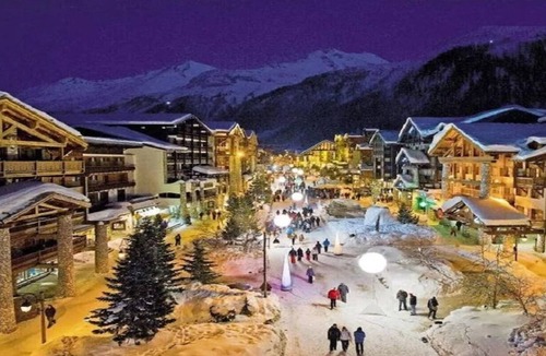 Le Cret Ski Chalet | ULTRA-LUXURY SAVOYARD SKI CHALET IN VAL D'ISERE