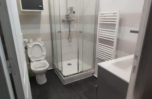 Villeneuve-Saint-Georges House | Une Jolie Chambre dans l'habitat à Paris