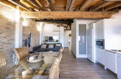 Old Town Apartment | Unik Vacation Panoramic