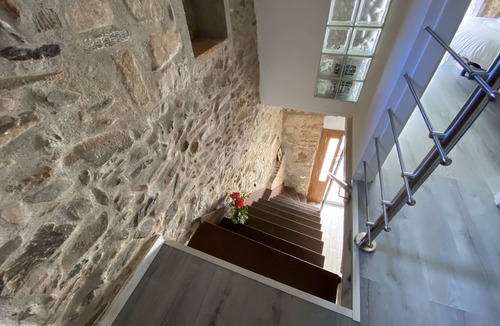 Horta-Guinardo House | UNIQUE 3 BED HOUSE in HORTA By MyRentalHost