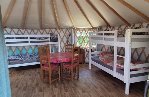 Querrien Cabin | Unique, fully equipped yurt for 4 people