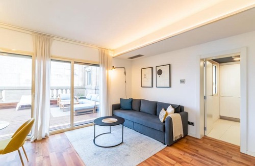 Eixample Apartment | Unique Rentals - Placa Catalunya Central Apartments